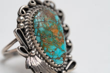 Load image into Gallery viewer, Vintage Old Fashioned Silver Leaf Turquoise Ring