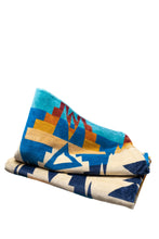 Load image into Gallery viewer, Siskiyou Pendleton Spa Towel