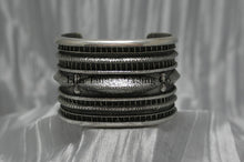 Load image into Gallery viewer, Harrison Jim Old Finish Cuff
