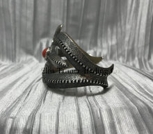 Load image into Gallery viewer, Harrison Jim Silver Coral Cutout