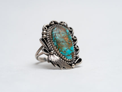 Vintage Old Fashioned Silver Leaf Turquoise Ring