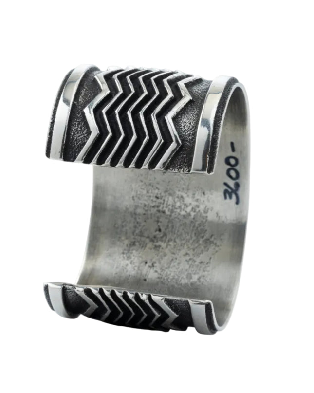 Aaron Anderson Navajo Tufa Cast Cuff with a Shiny Wave Overlay