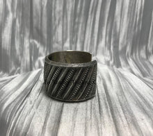 Load image into Gallery viewer, Harrison Jim Diagonal Line Cuff
