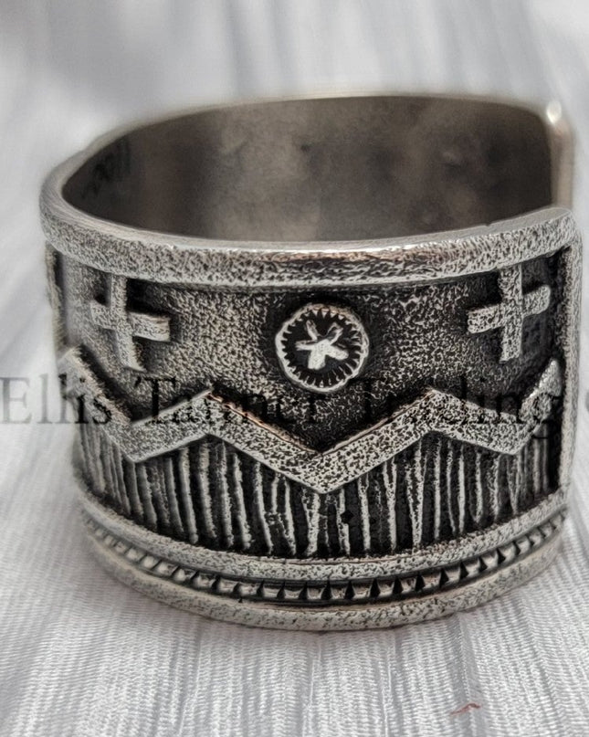 Harrison Jim Etched Overlay Cuff