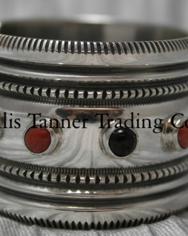 Harrison Jim Onyx ad Coral Cuff