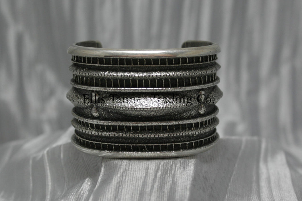 Harrison Jim Old Finish Cuff