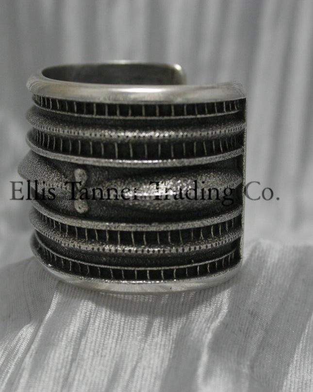 Harrison Jim Old Finish Cuff