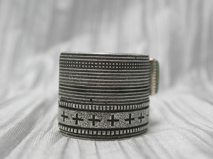 Harrison Jim Red Matrix Cuff